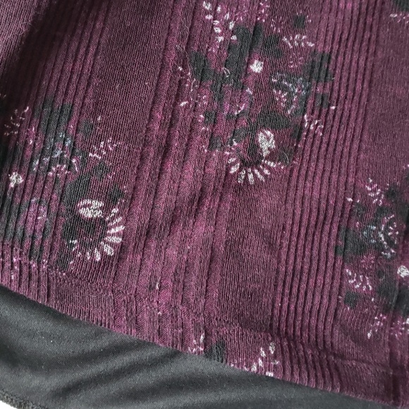 Francesca's Alya Plum Floral Dress - Picture 4 of 4